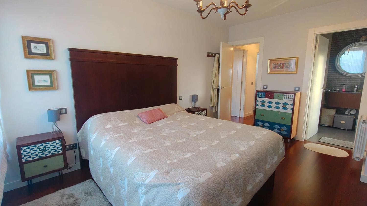 2 bedroom Apartment for rent in Gijon with pool garage - € 1,300 (Ref: 9585419)