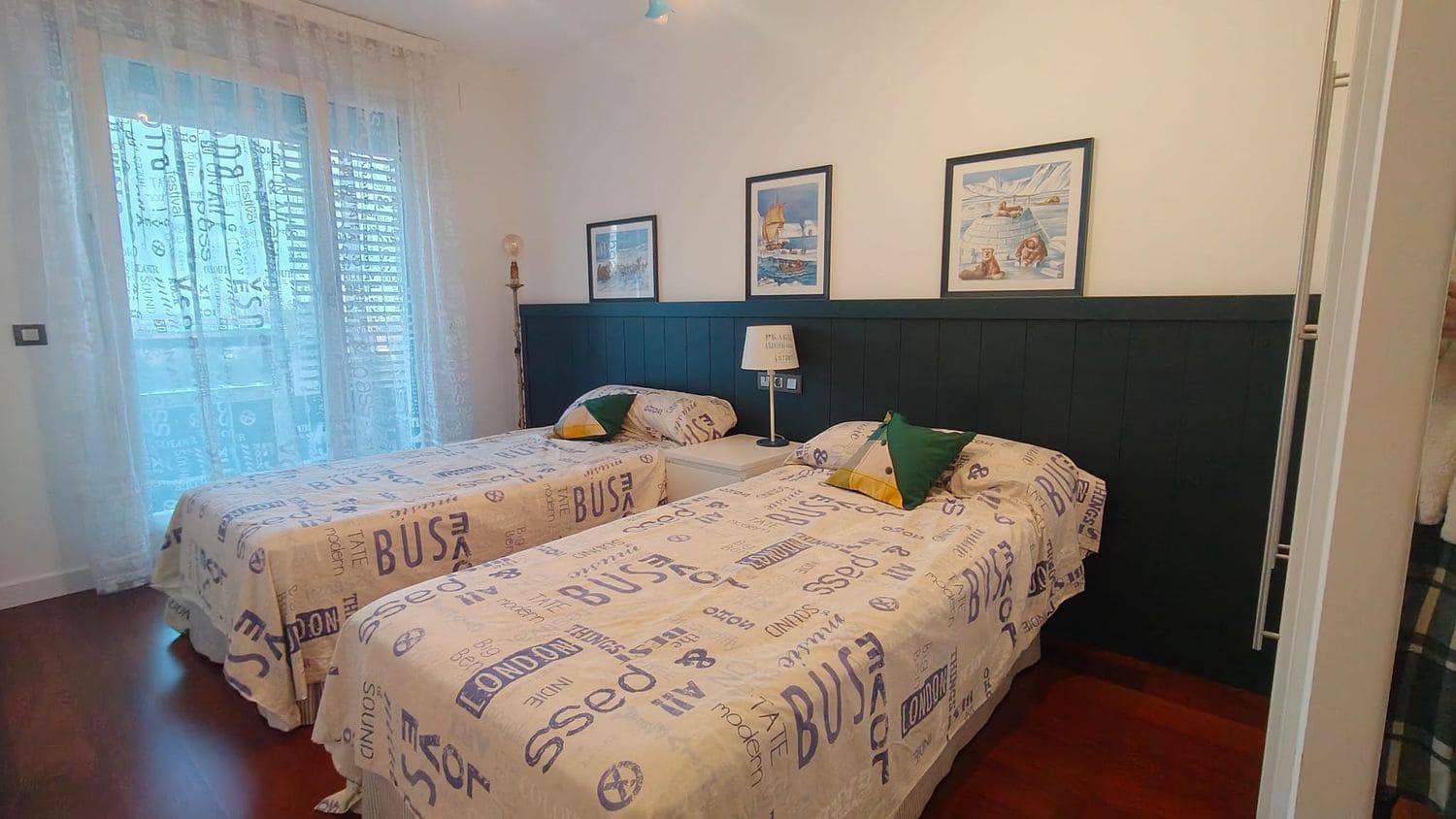 2 bedroom Apartment for rent in Gijon with pool garage - € 1,300 (Ref: 9585419)