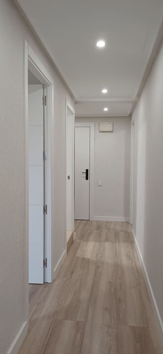 3 makuuhuone Huoneisto myytävänä paikassa Gijon mukana 
autotalli - 325 000 € (Ref: 9585420)