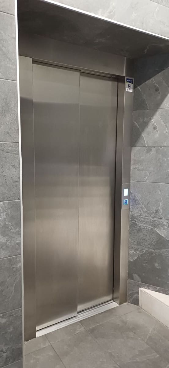 3 makuuhuone Huoneisto myytävänä paikassa Gijon mukana 
autotalli - 325 000 € (Ref: 9585420)