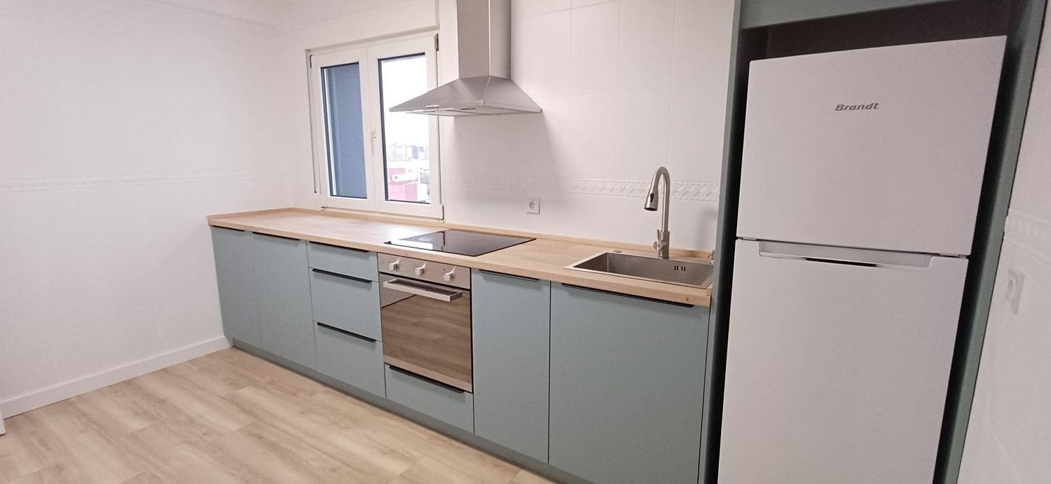 3 makuuhuone Huoneisto myytävänä paikassa Gijon mukana 
autotalli - 325 000 € (Ref: 9585420)