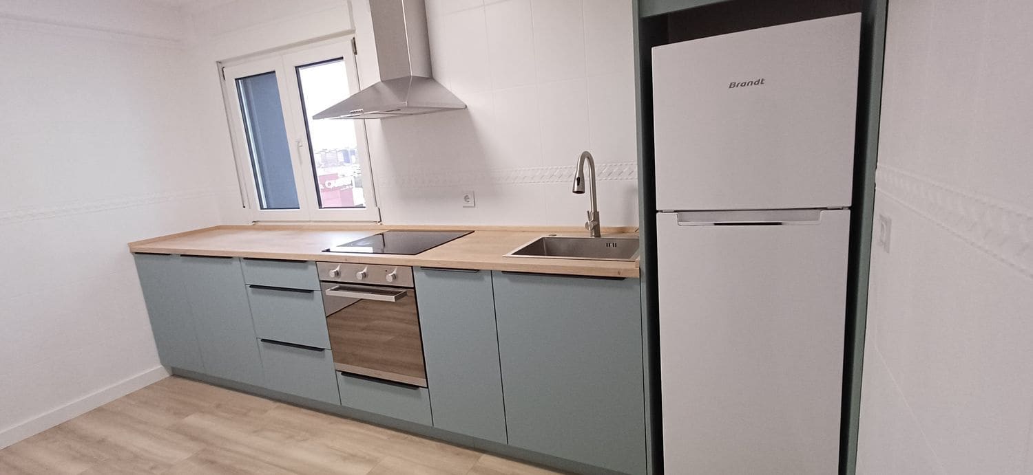 3 makuuhuone Huoneisto myytävänä paikassa Gijon mukana 
autotalli - 325 000 € (Ref: 9585420)