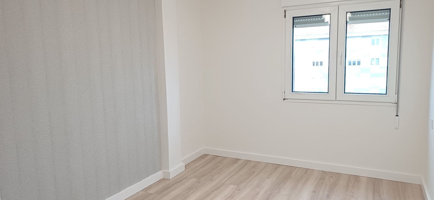 3 makuuhuone Huoneisto myytävänä paikassa Gijon mukana 
autotalli - 325 000 € (Ref: 9585420)