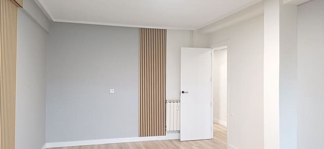 3 makuuhuone Huoneisto myytävänä paikassa Centro Urbano, Gijón mukana 
autotalli - 325 000 € (Ref: 9585420)