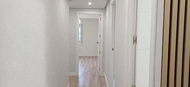 3 makuuhuone Huoneisto myytävänä paikassa Centro Urbano, Gijón mukana 
autotalli - 325 000 € (Ref: 9585420)