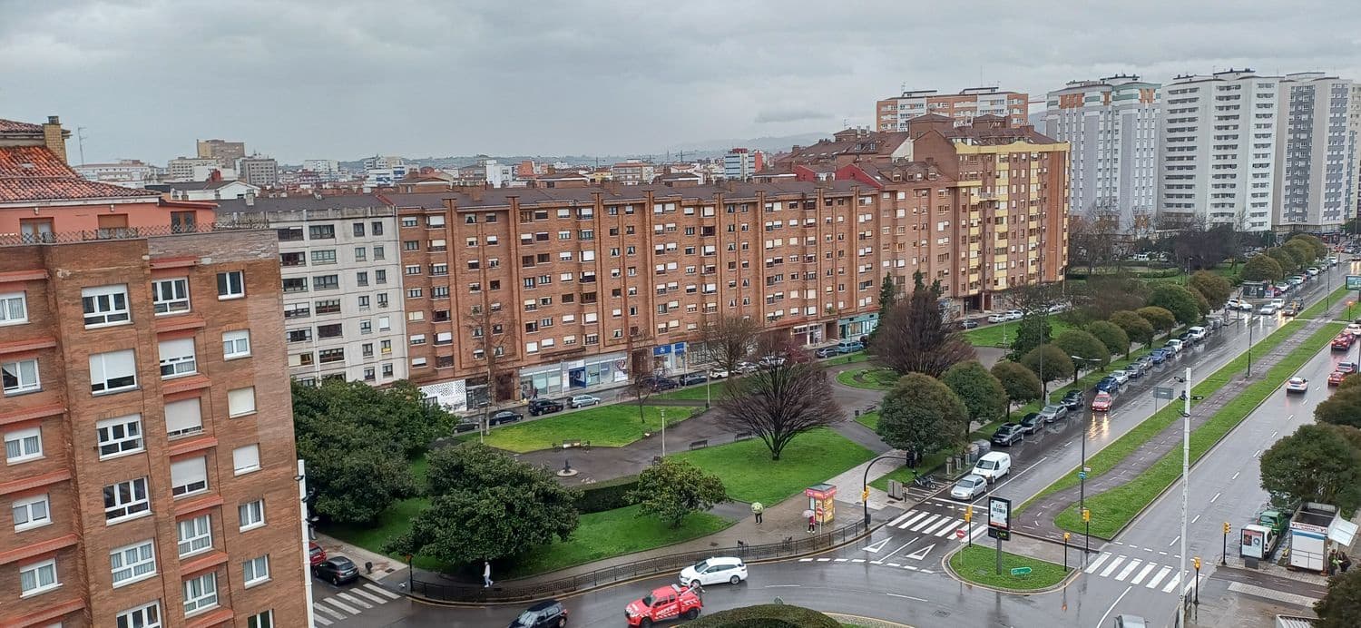 3 makuuhuone Huoneisto myytävänä paikassa Gijon mukana 
autotalli - 325 000 € (Ref: 9585420)