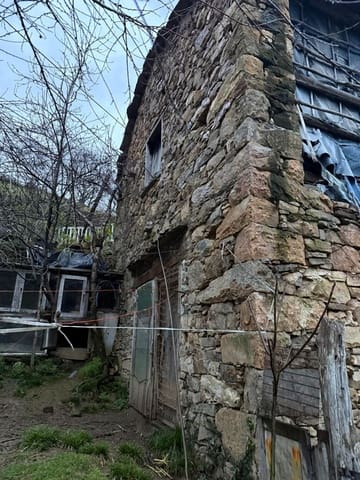 Finca/Landehus til salg i Luarca, Valdés med garage - € 15.000 (Ref: 9590503)