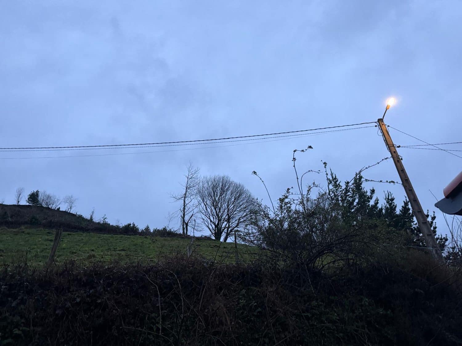 Finca/Country House for sale in Luarca with garage - € 15,000 (Ref: 9590503)