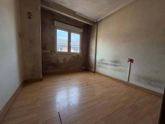 2 makuuhuone Huoneisto myytävänä paikassa Centro Urbano, Gijón mukana 
autotalli - 100 000 € (Ref: 9594542)