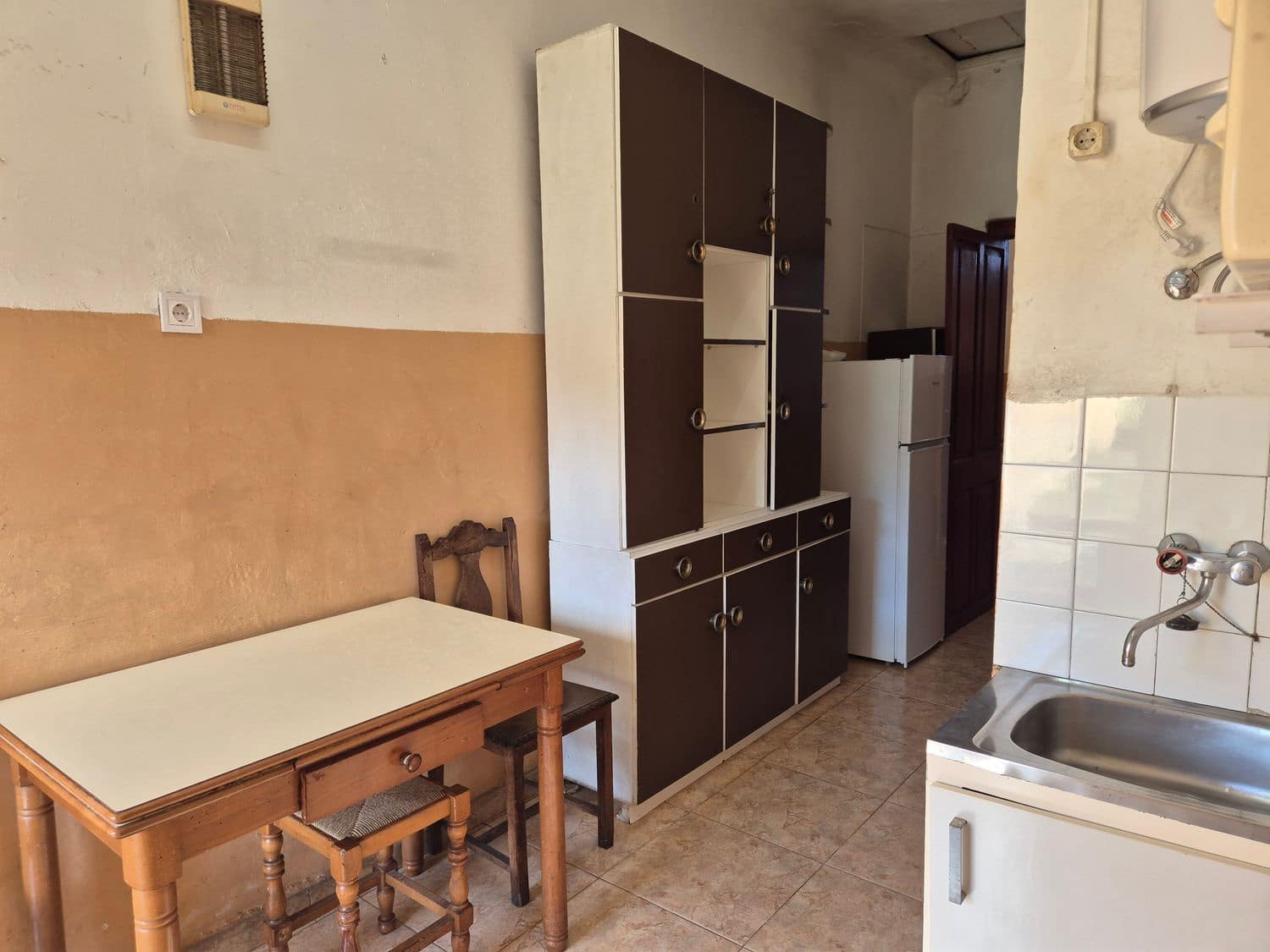 1 soverom Hus til salgs i Gijon med garasje - € 90 000 (Ref: 9598533)