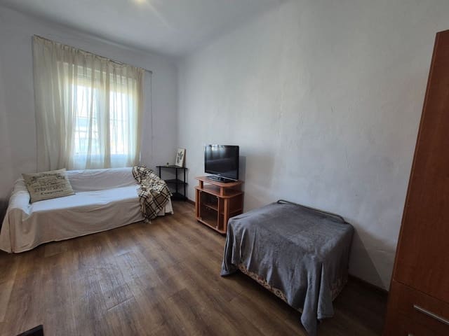 1 soverom Hus til salgs i Centro Urbano, Gijón med garasje - € 90 000 (Ref: 9598533)