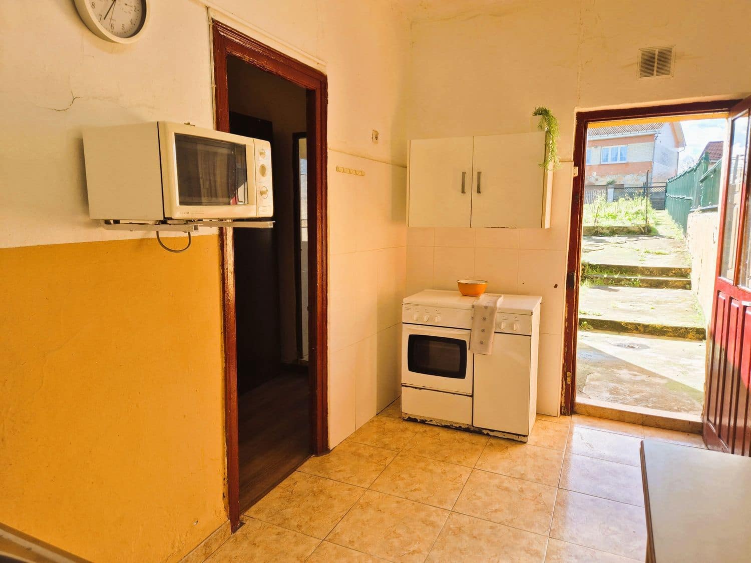 1 soverom Hus til salgs i Gijon med garasje - € 90 000 (Ref: 9598533)