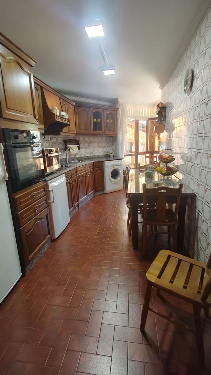 3 makuuhuone Huoneisto myytävänä paikassa Vega de Pas mukana 
autotalli - 130 000 € (Ref: 9604508)