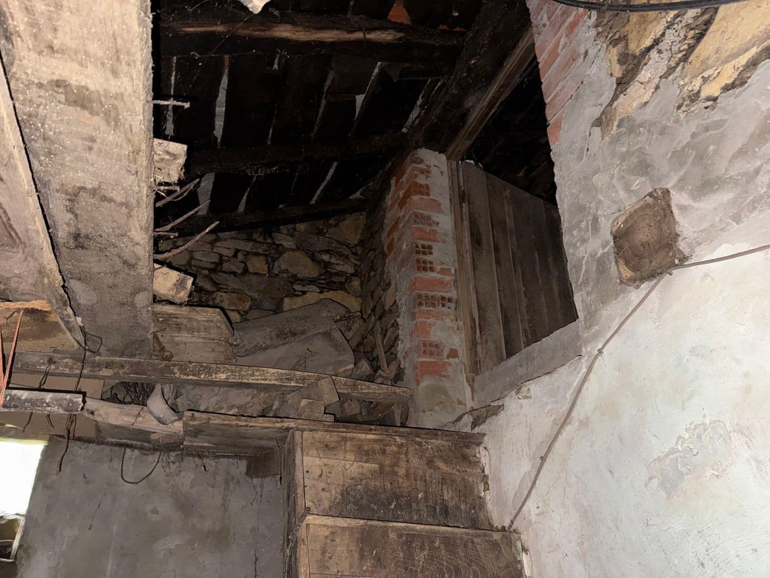 2 chambre Finca/Maison de Campagne à vendre à Valdes avec garage - 69 900 € (Ref: 9610717)