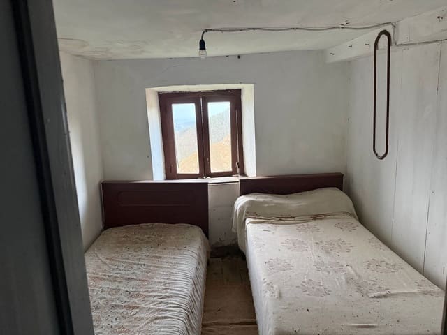 2 chambre Finca/Maison de Campagne à vendre à Valdés avec garage - 69 900 € (Ref: 9610717)