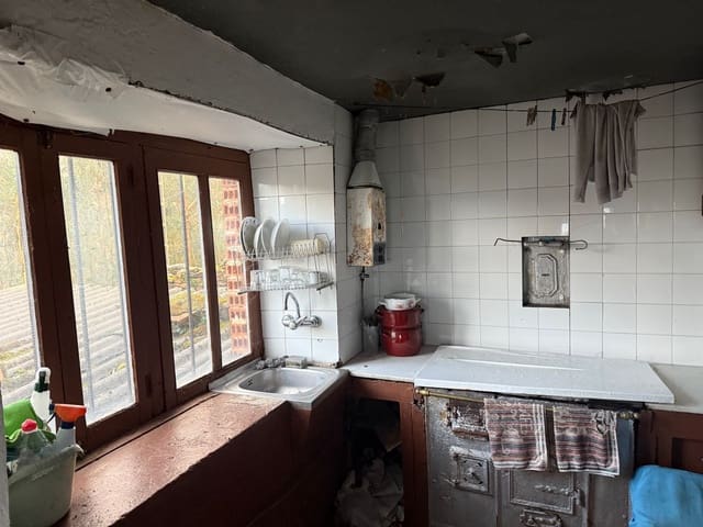 2 chambre Finca/Maison de Campagne à vendre à Valdés avec garage - 69 900 € (Ref: 9610717)