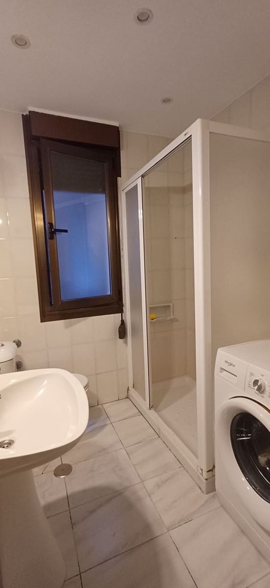 5 makuuhuone Huoneisto myytävänä paikassa Gijon mukana 
autotalli - 280 000 € (Ref: 9614758)