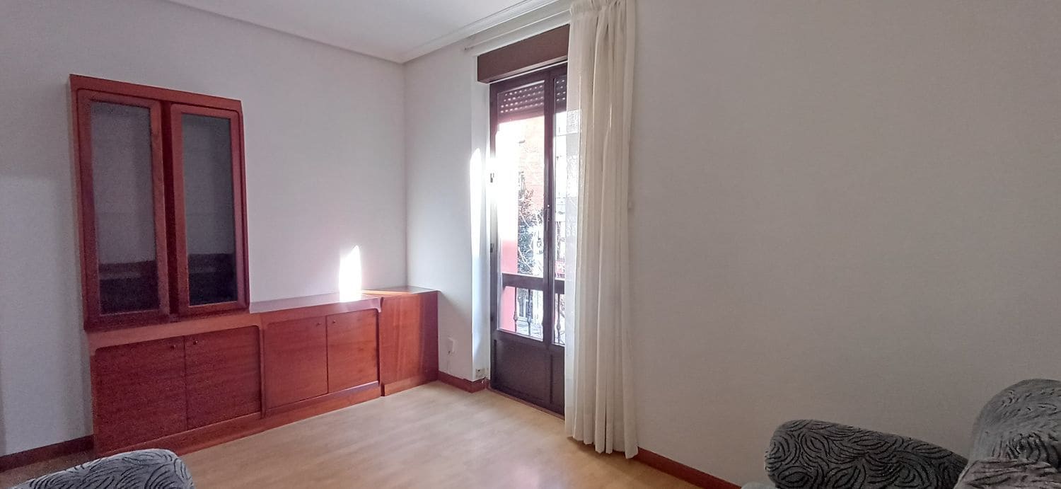 5 makuuhuone Huoneisto myytävänä paikassa Gijon mukana 
autotalli - 280 000 € (Ref: 9614758)