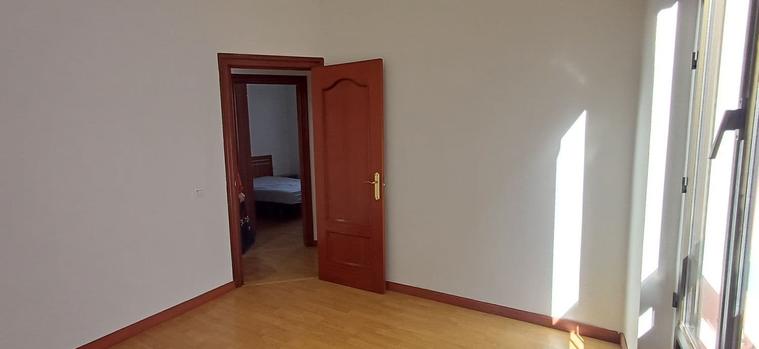 5 makuuhuone Huoneisto myytävänä paikassa Gijon mukana 
autotalli - 280 000 € (Ref: 9614758)