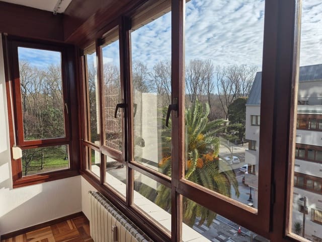 4 sypialnia Apartament do wynajęcia w Centro Urbano, Gijón z garażem - 1 200 € (Ref: 9614759)