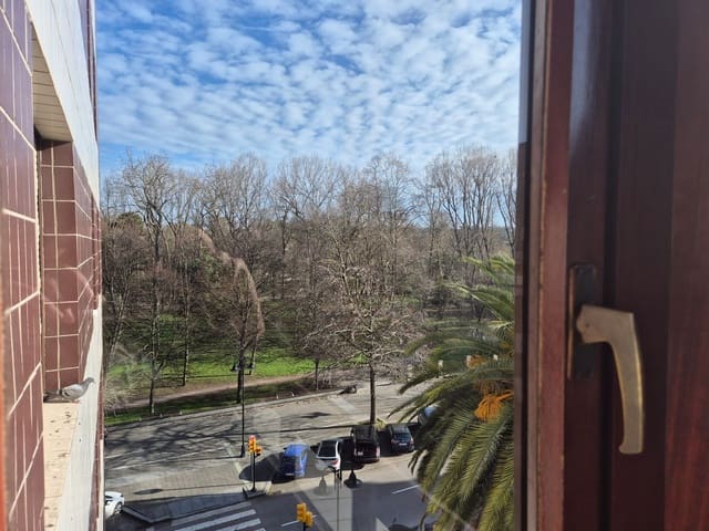 4 sypialnia Apartament do wynajęcia w Centro Urbano, Gijón z garażem - 1 200 € (Ref: 9614759)