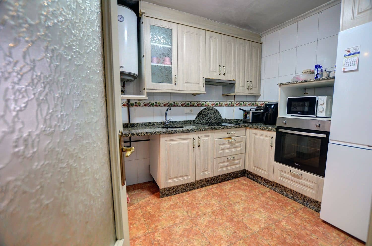 3 Zimmer Apartment zu verkaufen in Gijon mit Garage - 268.000 € (Ref: 9618987)