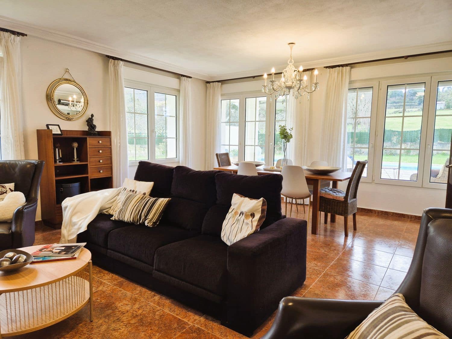 4 Zimmer Villa zu verkaufen in Gijon mit Pool Garage - 699.000 € (Ref: 9618988)