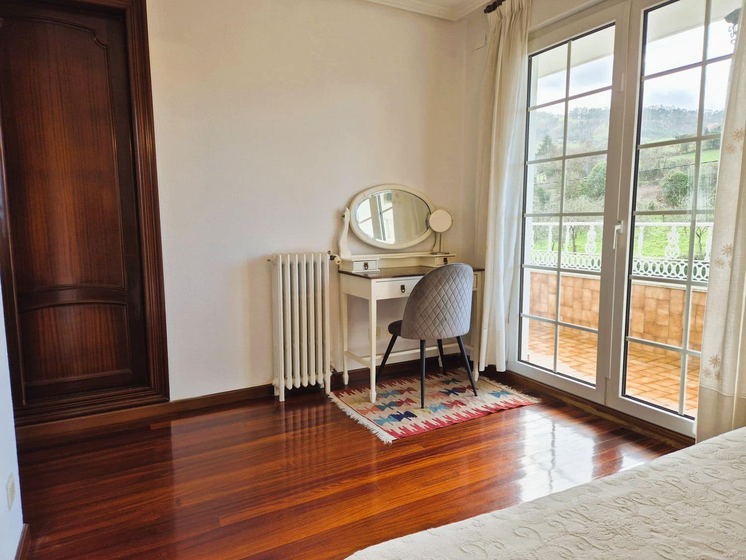 4 Zimmer Villa zu verkaufen in Gijon mit Pool Garage - 699.000 € (Ref: 9618988)