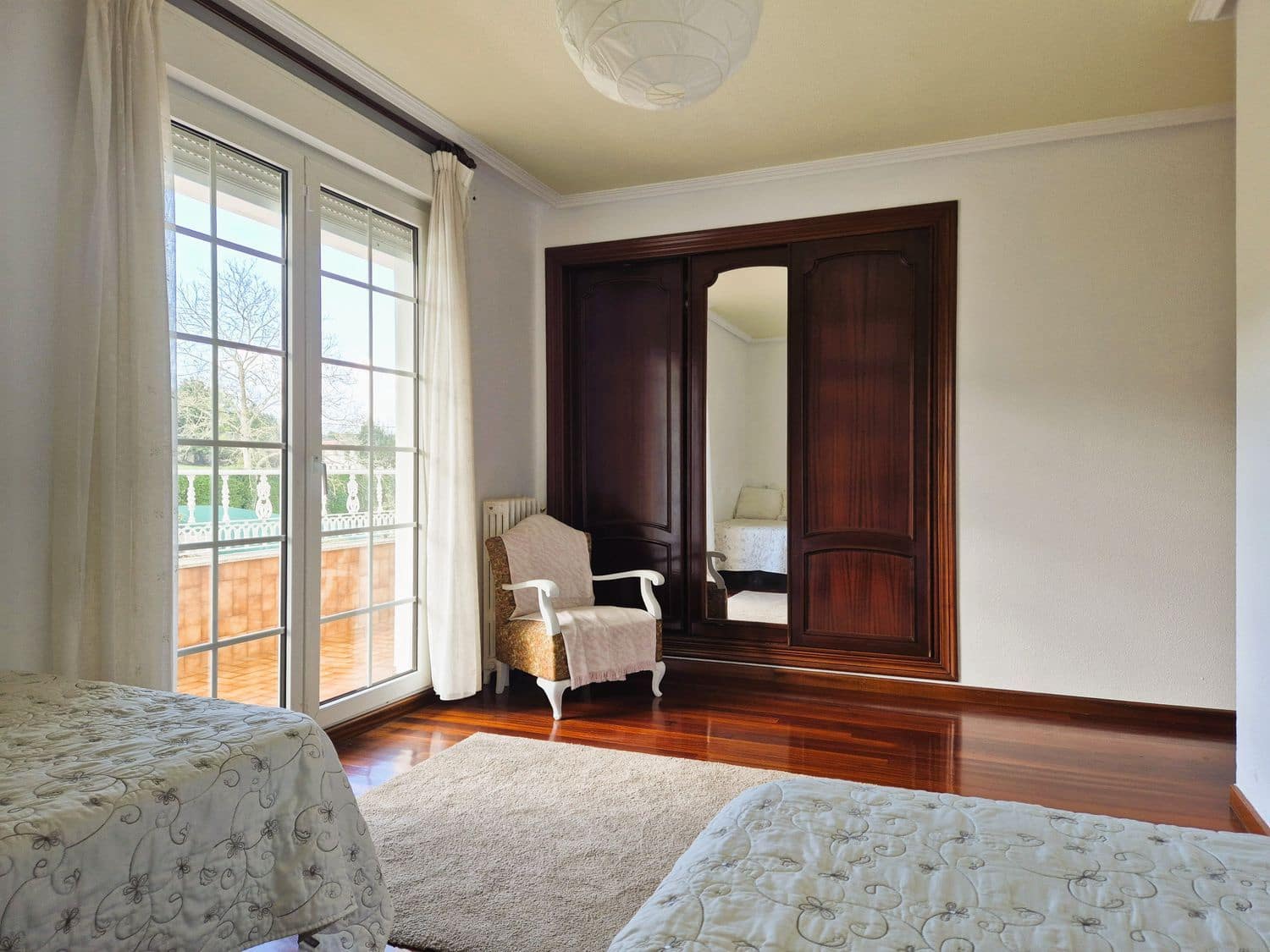 4 Zimmer Villa zu verkaufen in Gijon mit Pool Garage - 699.000 € (Ref: 9618988)