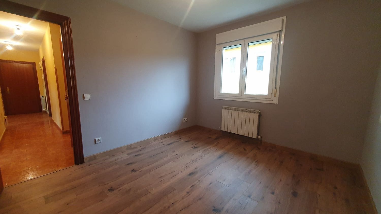 3 camera da letto Villa da affittare in Nava con garage - 900 € (Rif: 9618989)
