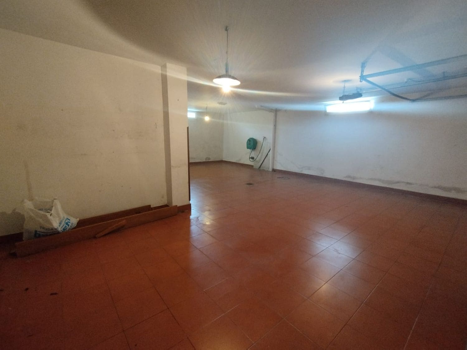 3 camera da letto Villa da affittare in Nava con garage - 900 € (Rif: 9618989)