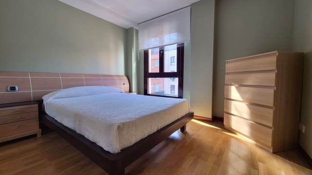 1 soverom Leilighet til salgs i Centro Urbano, Gijón med garasje - € 155 000 (Ref: 9627030)
