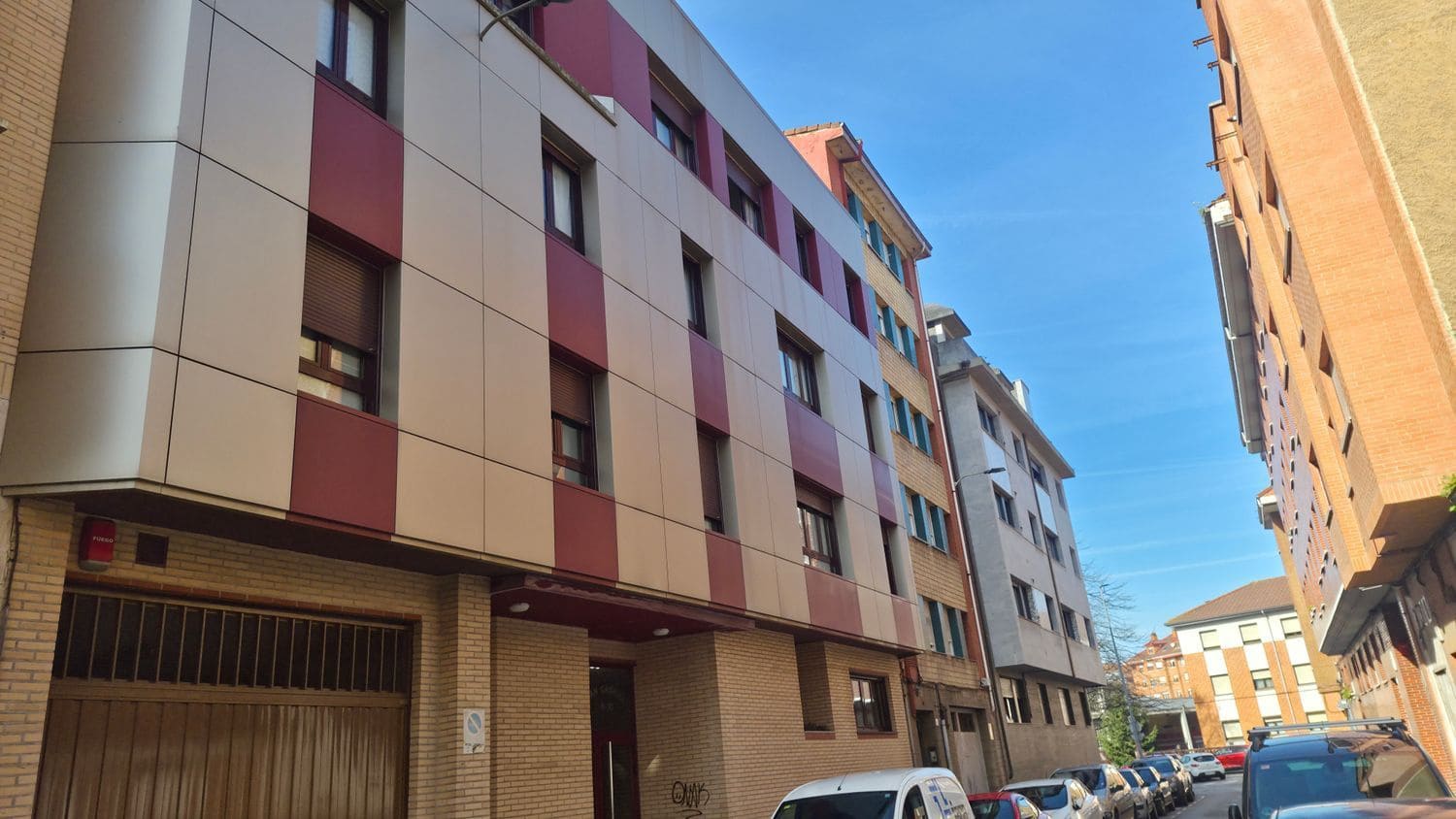 1 soverom Leilighet til salgs i Gijon med garasje - € 155 000 (Ref: 9627030)