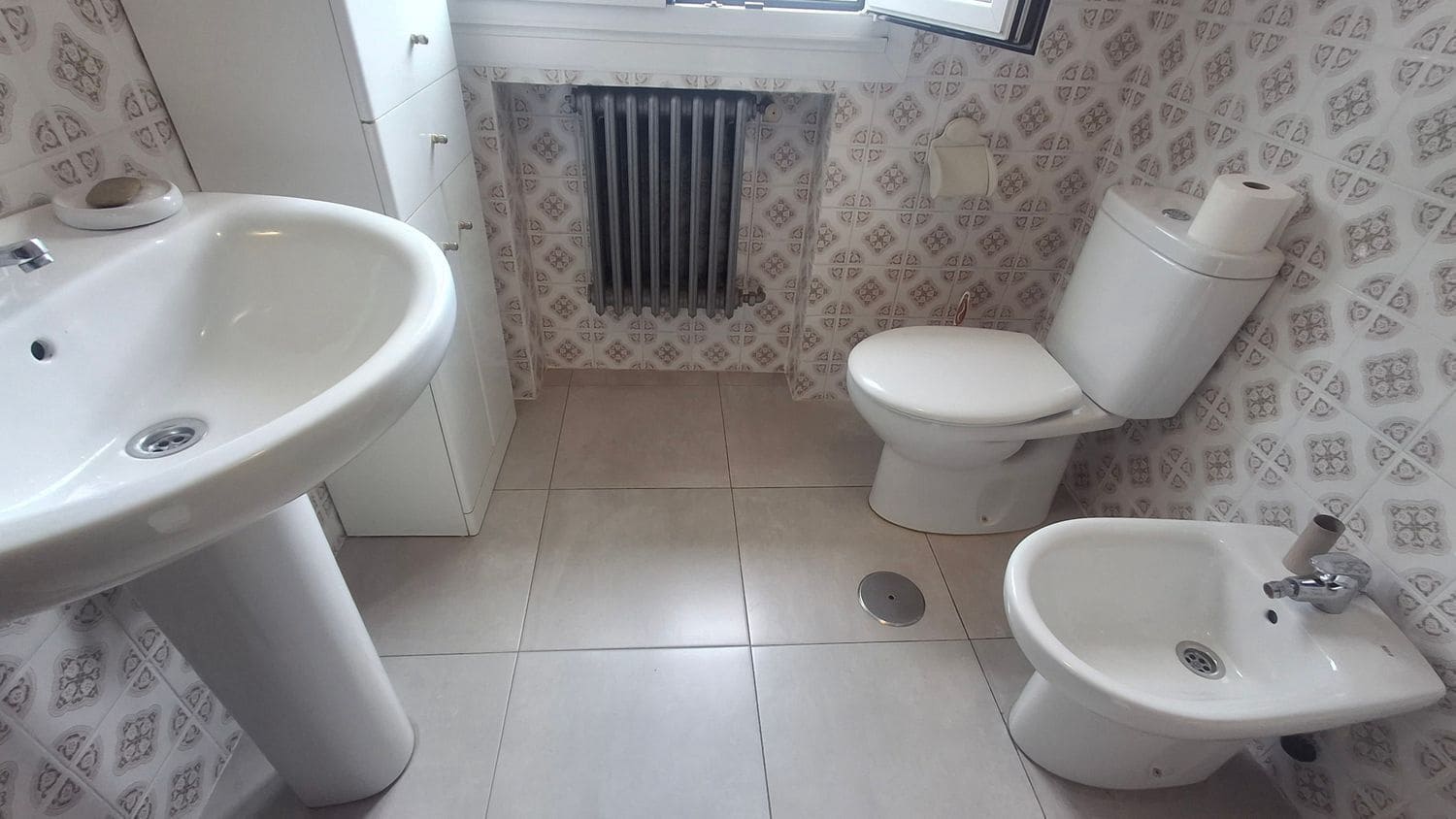 4 makuuhuone Huvila myytävänä paikassa Gijon mukana 
autotalli - 350 000 € (Ref: 9627031)