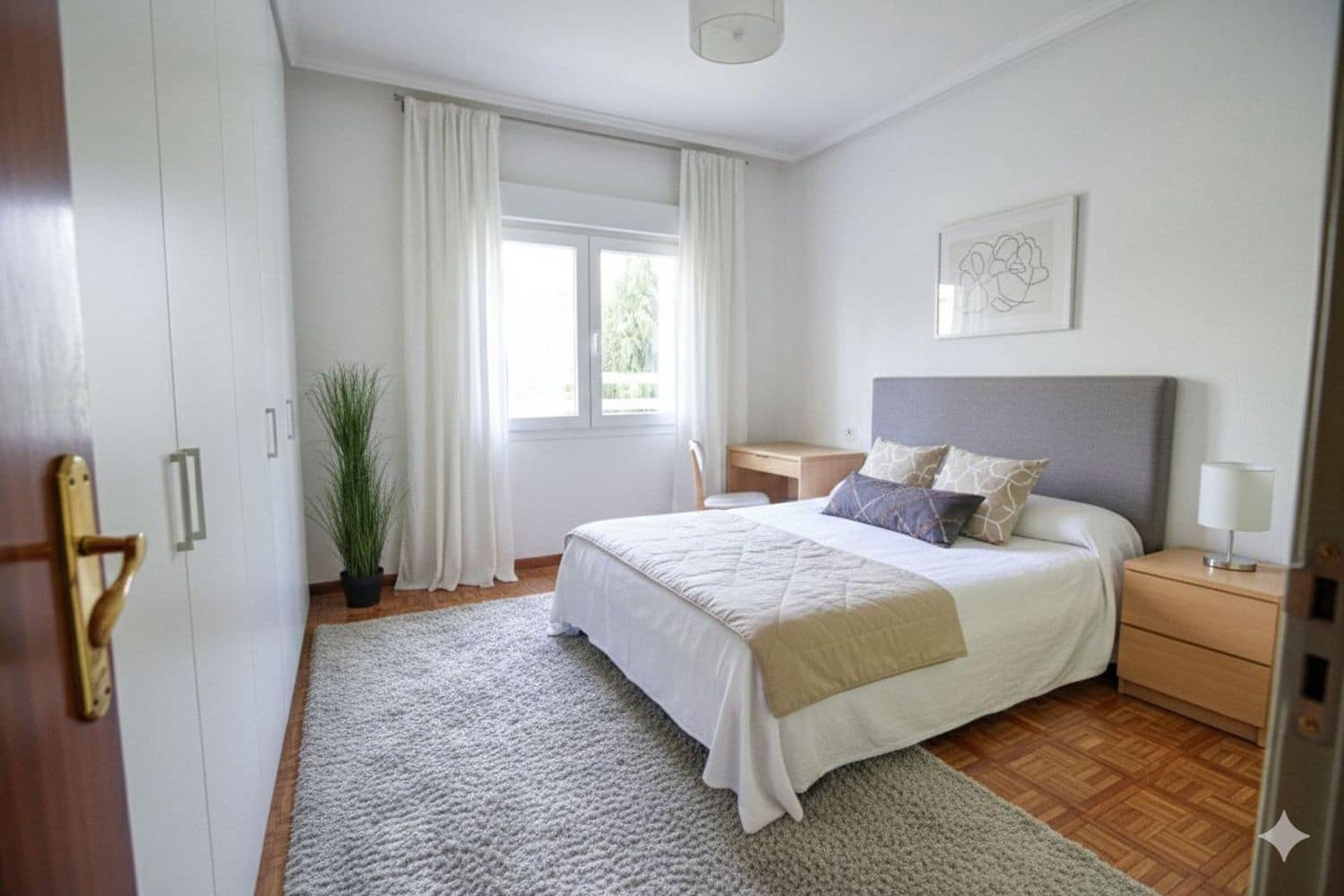 4 bedroom Apartment for sale in Aviles with garage - € 135,000 (Ref: 9629657)