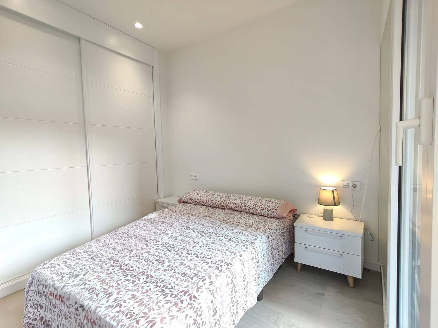 2 sovrum Lägenhet till salu i Gijon med garage - 325 000 € (Ref: 9629658)