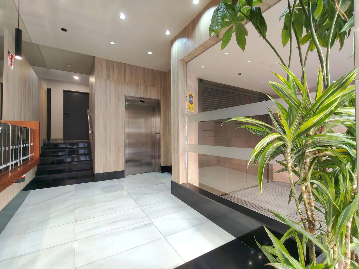 2 sovrum Lägenhet till salu i Gijon med garage - 325 000 € (Ref: 9629658)