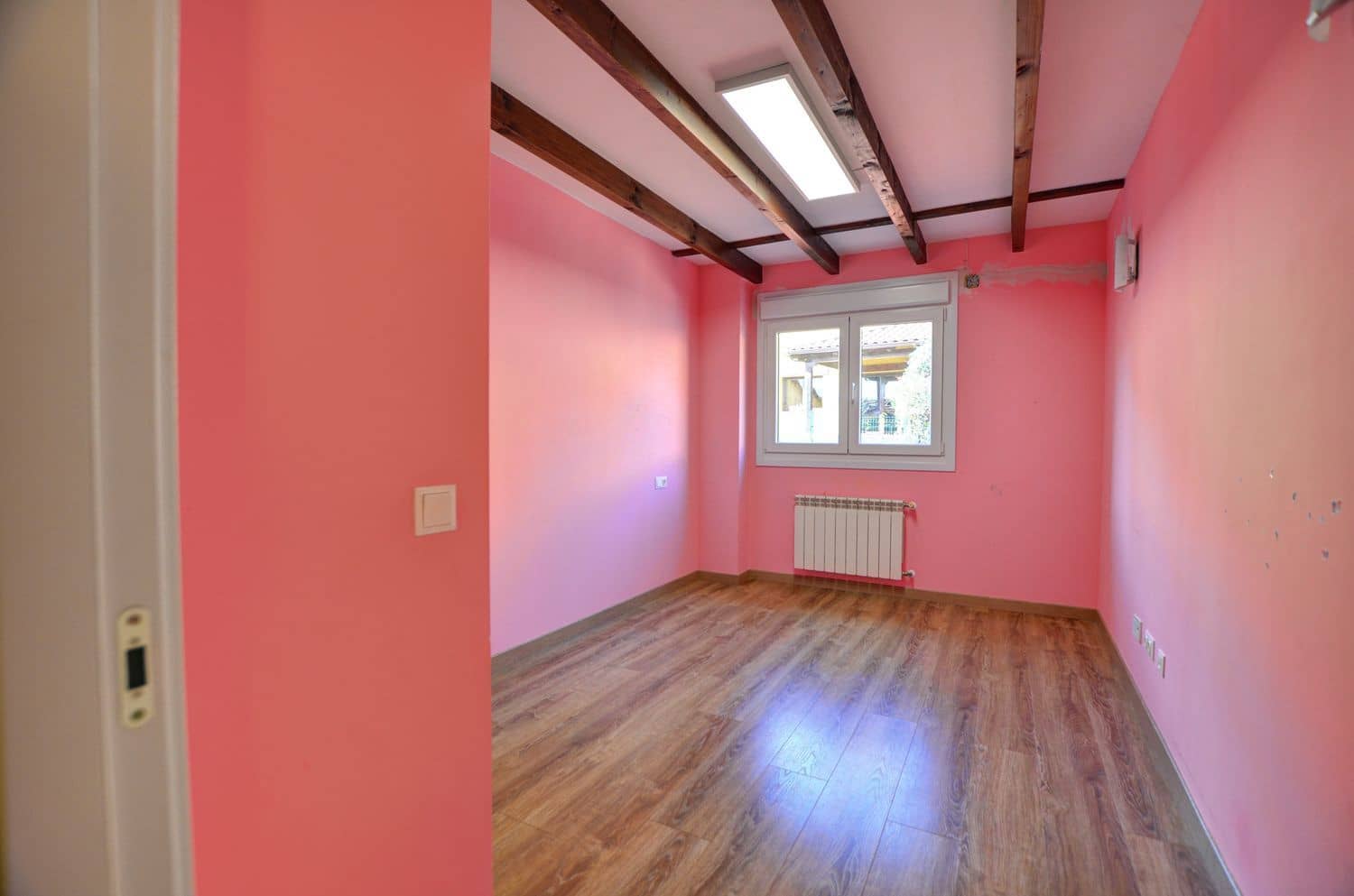 4 makuuhuone Omakotitalo myytävänä paikassa Castrillon mukana 
autotalli - 475 000 € (Ref: 9632915)