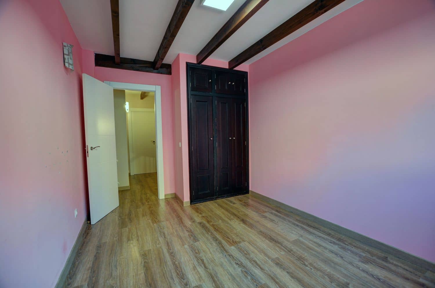 4 makuuhuone Omakotitalo myytävänä paikassa Castrillon mukana 
autotalli - 475 000 € (Ref: 9632915)