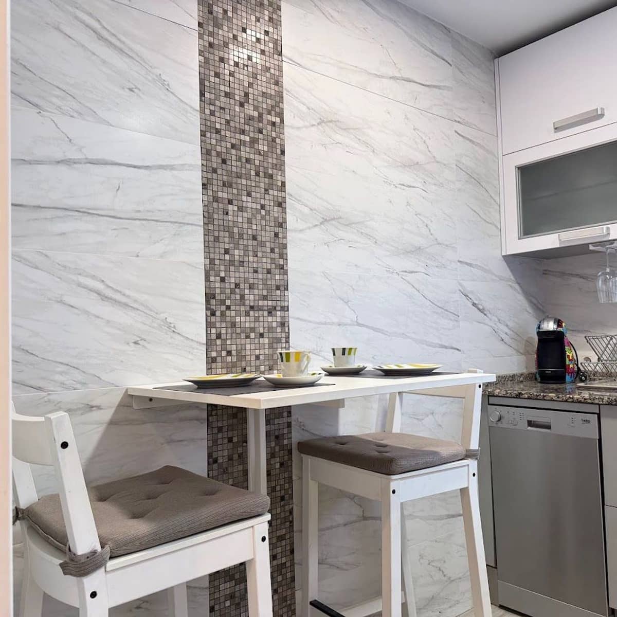 2 bedroom Apartment for rent in Gijon with garage - € 800 (Ref: 9636199)