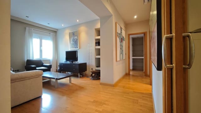 2 makuuhuone Huoneisto myytävänä paikassa Centro Urbano, Gijón mukana 
autotalli - 235 000 € (Ref: 9636200)