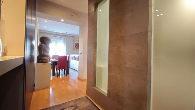 2 makuuhuone Huoneisto myytävänä paikassa Centro Urbano, Gijón mukana 
autotalli - 235 000 € (Ref: 9636200)