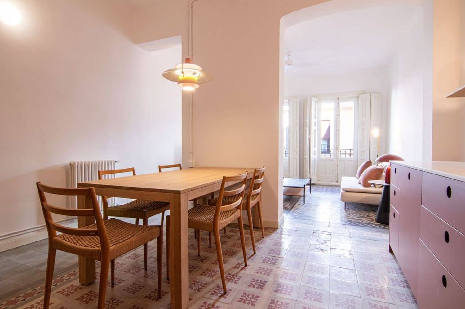 Apartamento de 2 habitaciones en Madrid ciudad en alquiler con garaje - 2.400 € (Ref: 9643674)