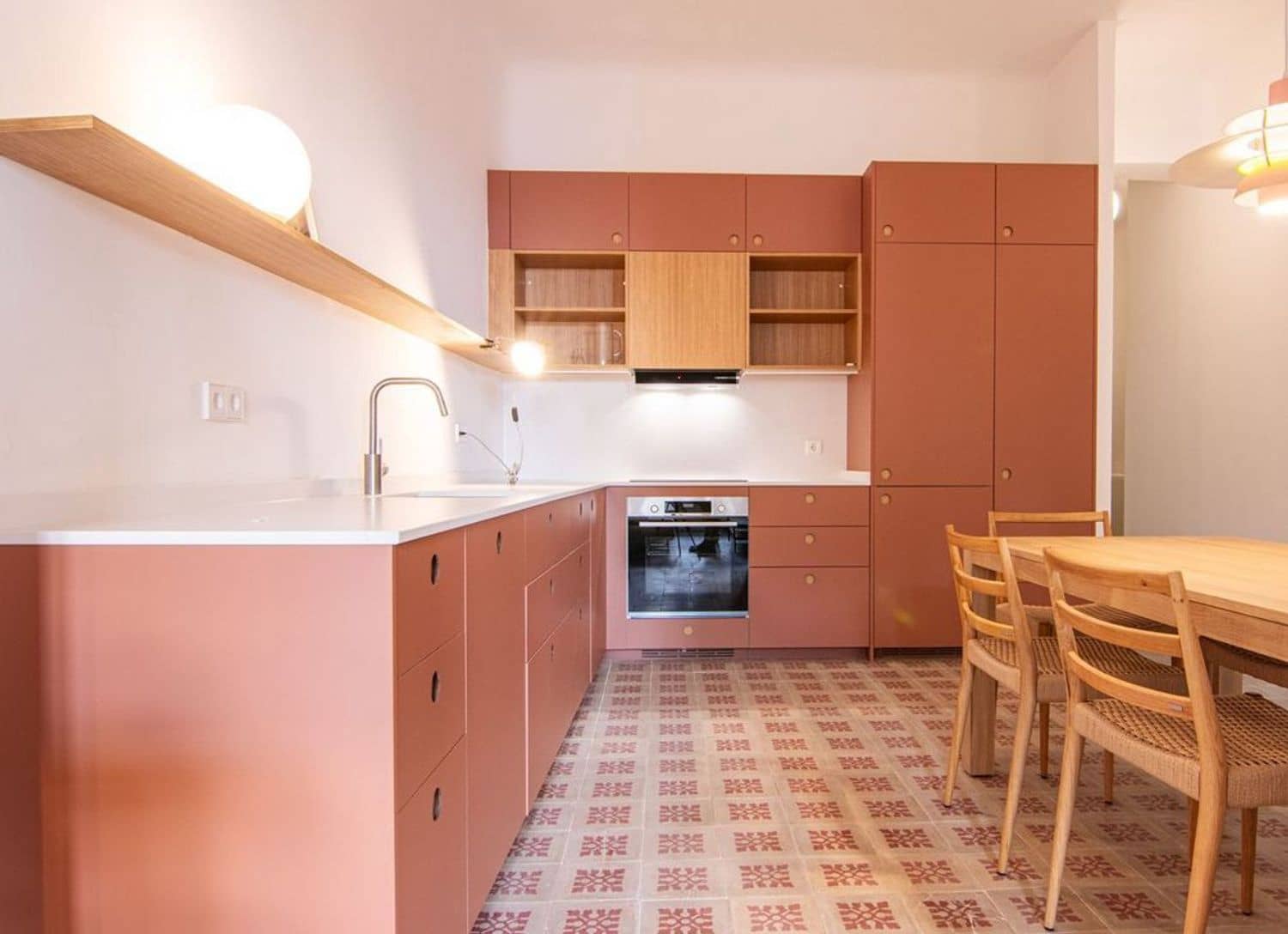 Apartamento de 2 habitaciones en Madrid ciudad en alquiler con garaje - 2.400 € (Ref: 9643674)