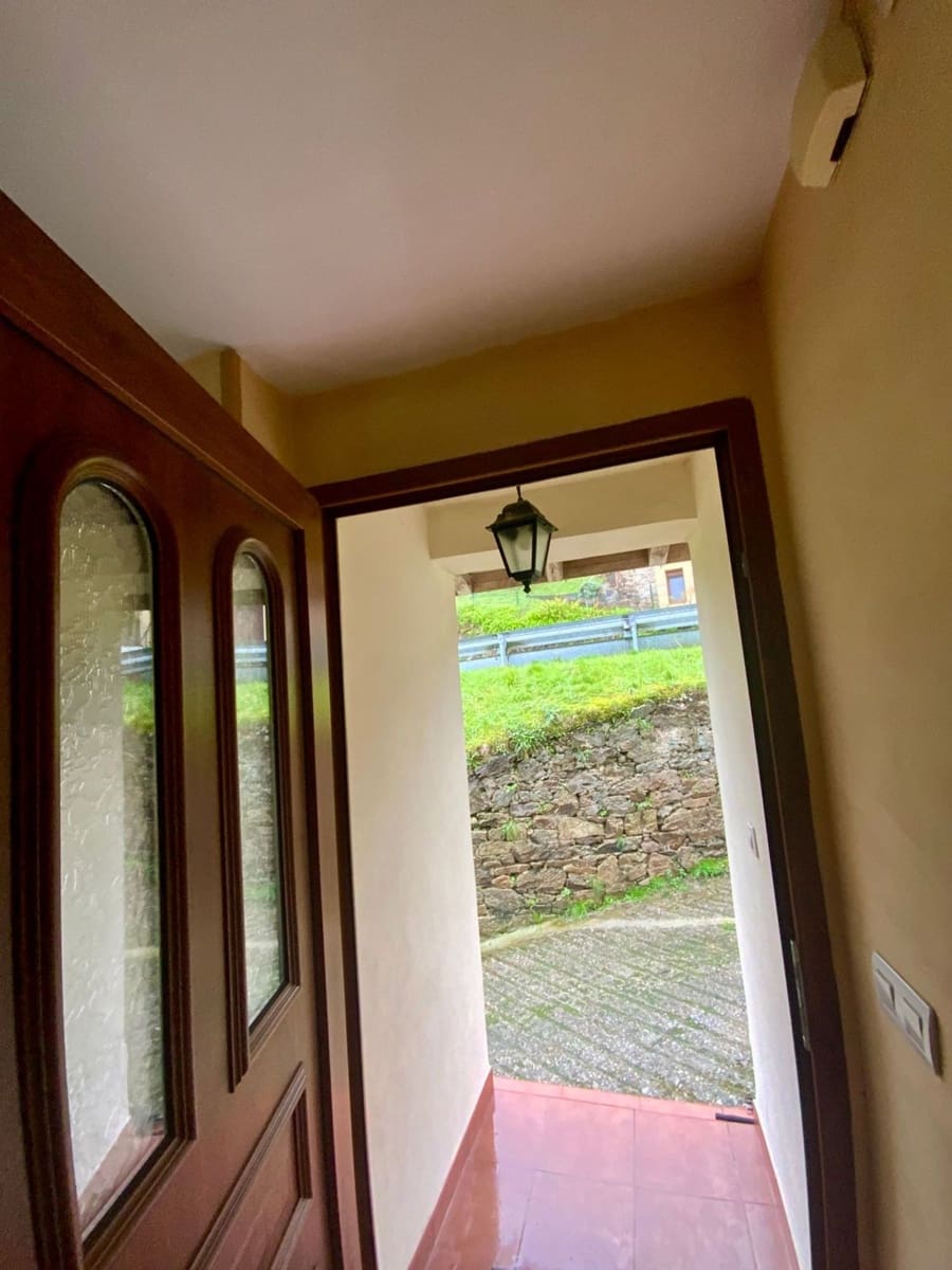 Finca/Casa Rural de 2 habitaciones en Luarca en venta con garaje - 149.000 € (Ref: 9643675)