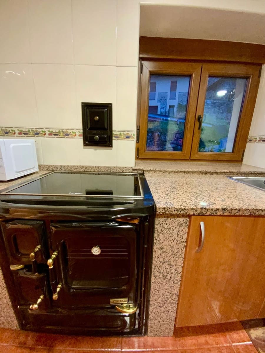 Finca/Casa Rural de 2 habitaciones en Luarca en venta con garaje - 149.000 € (Ref: 9643675)