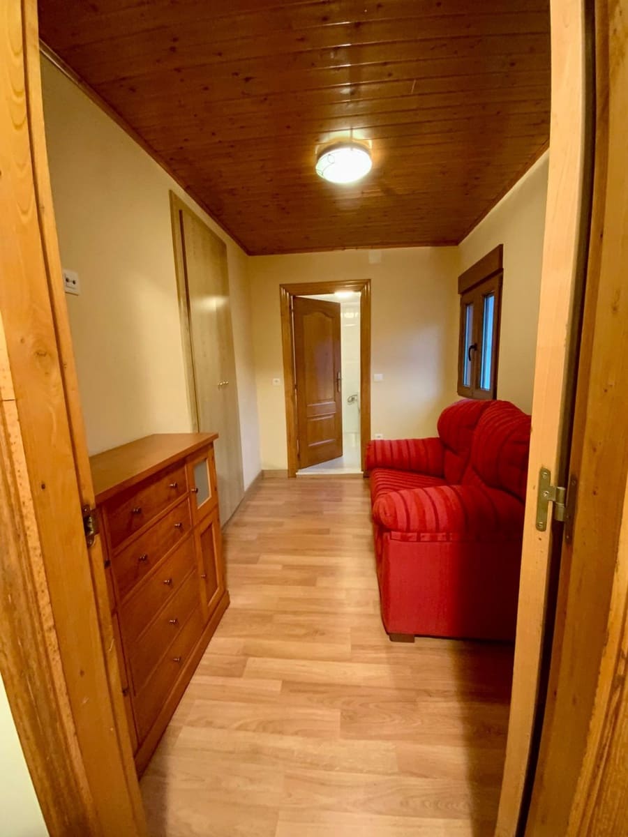 Finca/Casa Rural de 2 habitaciones en Luarca en venta con garaje - 149.000 € (Ref: 9643675)