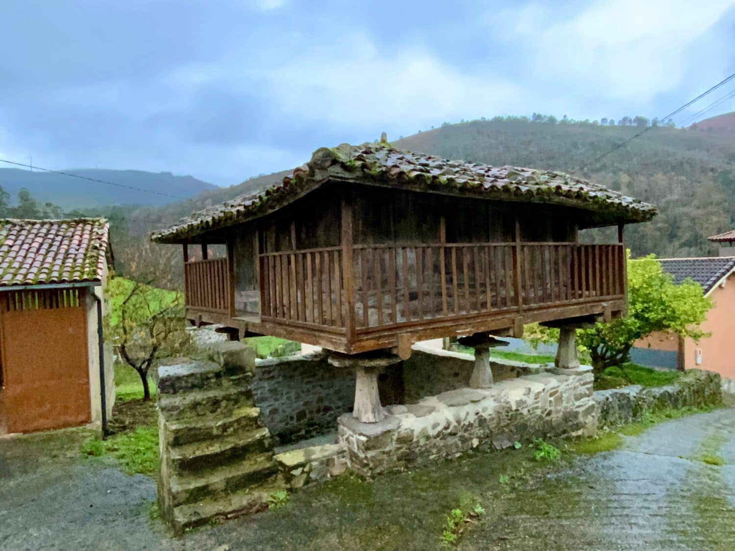 Finca/Casa Rural de 2 habitaciones en Luarca en venta con garaje - 149.000 € (Ref: 9643675)