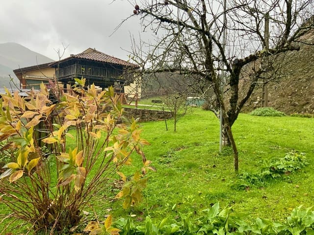 2 soveværelse Finca/Landehus til salg i Luarca, Valdés med garage - € 149.000 (Ref: 9643675)