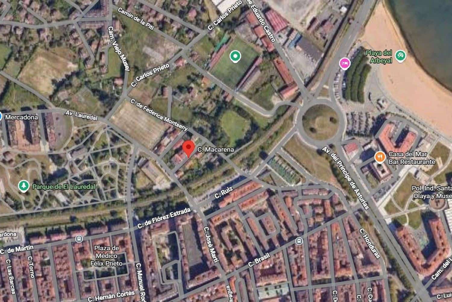 3 soveværelse Lejlighed til salg i Gijon med garage - € 183.000 (Ref: 9647776)